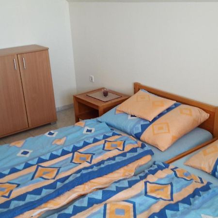 Berger Pince és vendégház Csaszartoltes Exterior foto